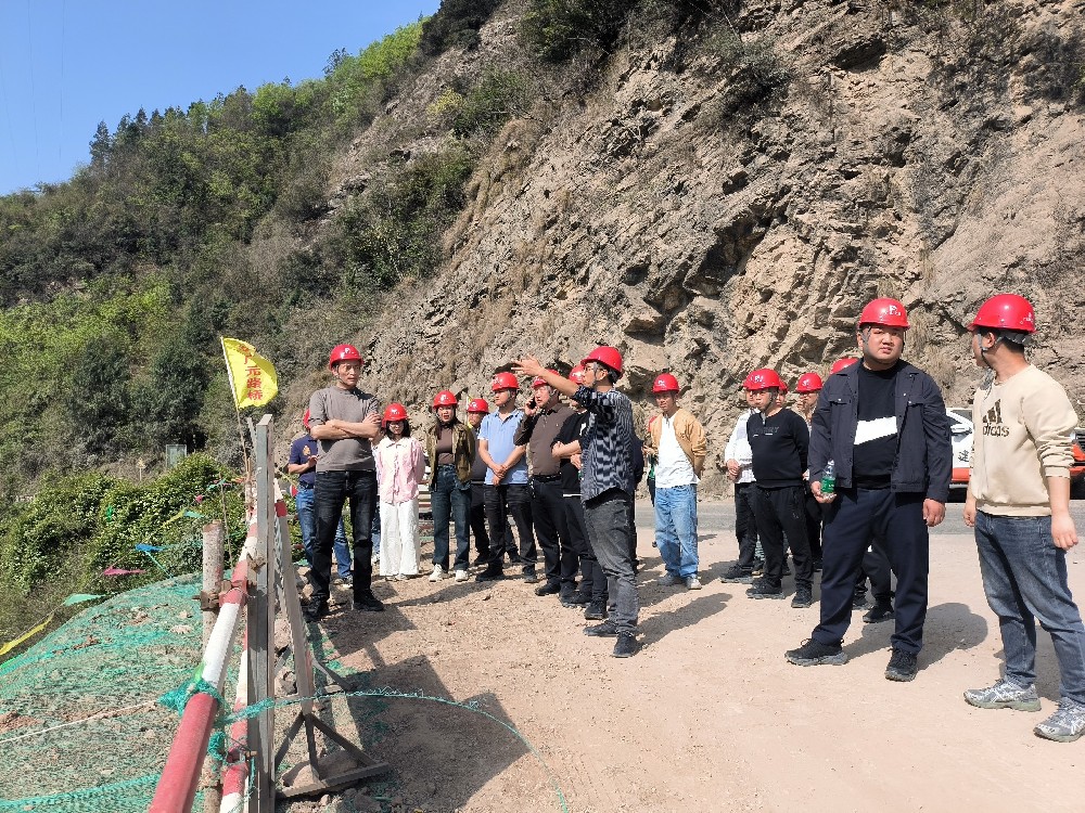 以學(xué)促進(jìn)，向新而行｜路橋集團(tuán)組織開展項(xiàng)目亮點(diǎn)技術(shù)交流研討活動